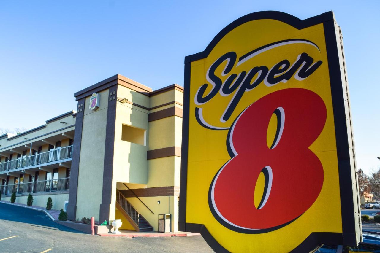 Super 8 Downtown Raleigh Motel Exterior foto